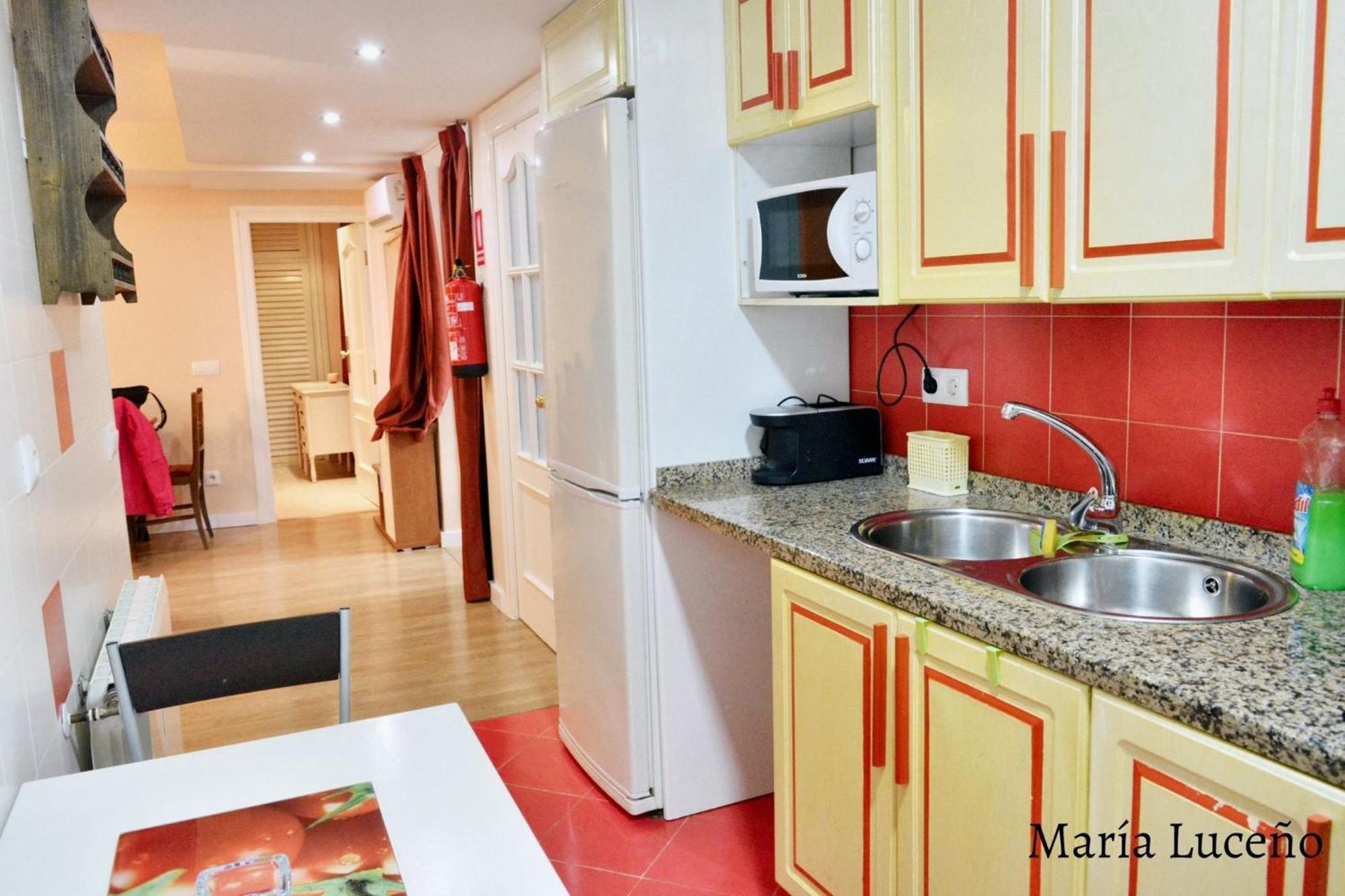Comfortable Apartment In Caceres 55 M² Welcoming Terrace Εξωτερικό φωτογραφία